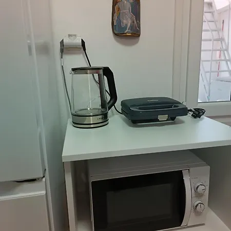 Xeni's House